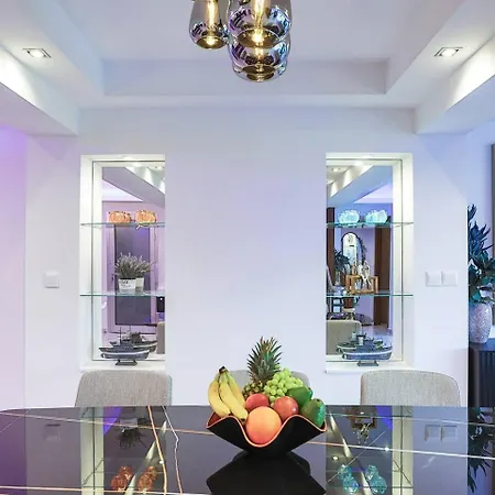 Melania Luxury With Private Heated Pool Klorakas