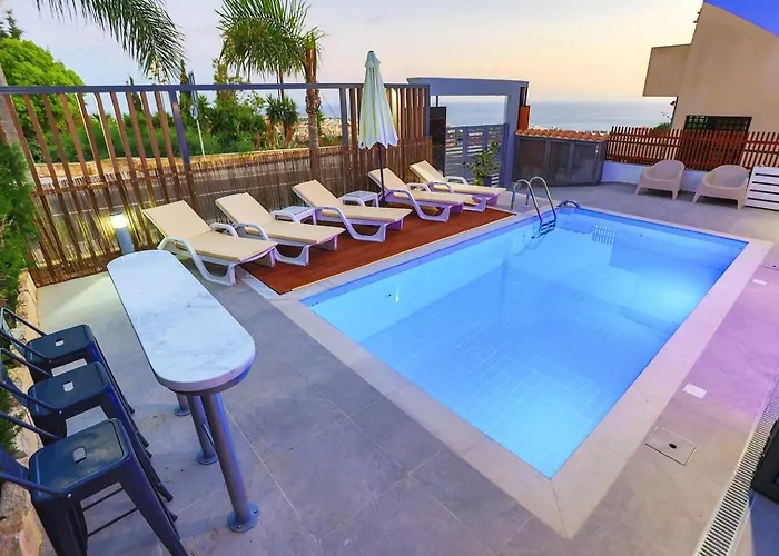 Villa Melania Luxury With Private Heated Pool Klorakas