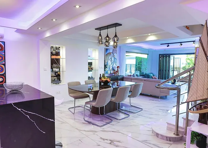 Melania Luxury With Private Heated Pool Vila Klorakas